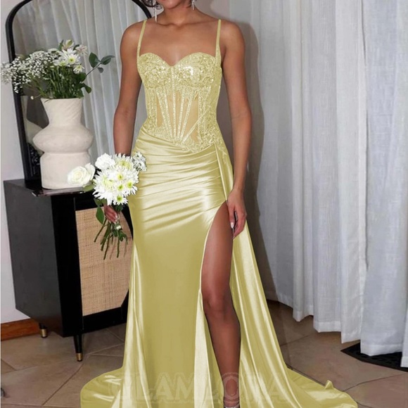 Yellow Spaghetti Strap Ruched Prom Dress